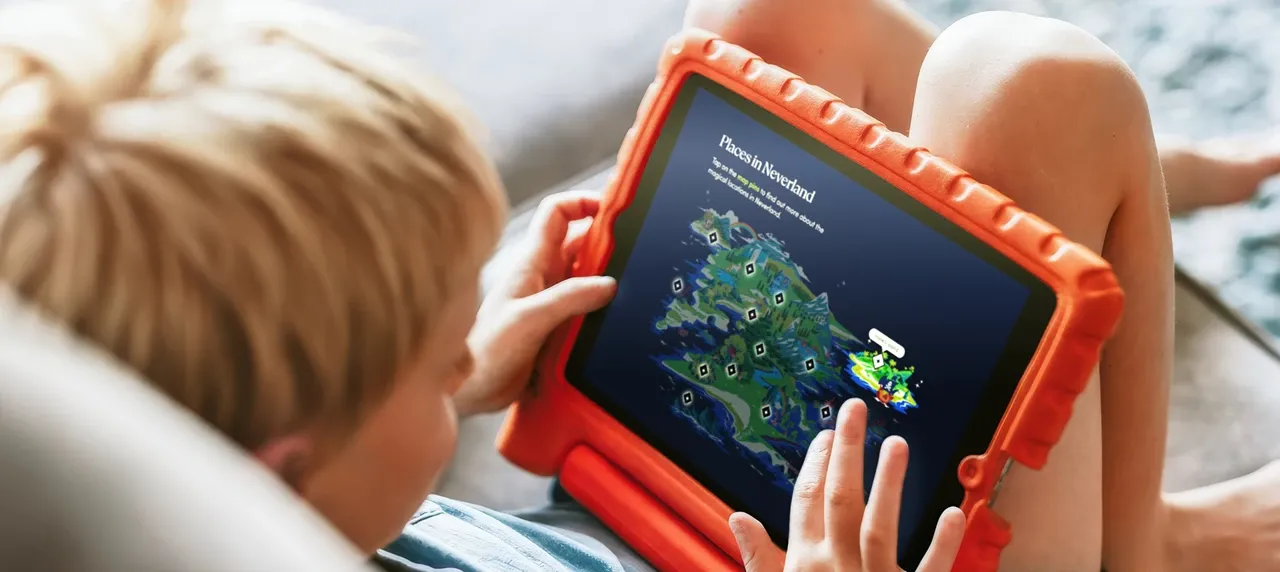 Child using the GOSH Map on a tablet
