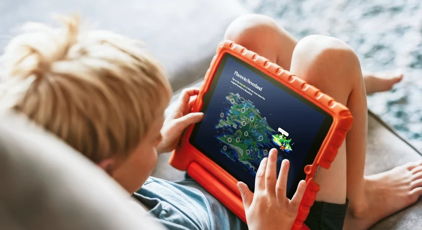 Child using the GOSH Map on a tablet